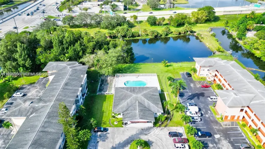 4730 NW 10th Ct #114, Plantation, FL 33313 - Image #2