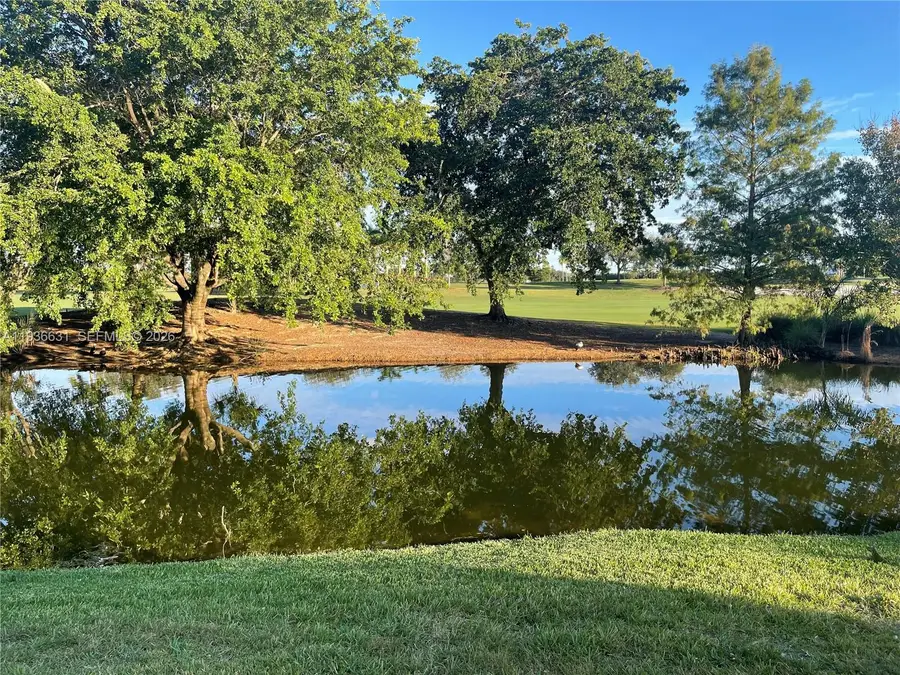 12730 Vista Isles Dr #814, Sunrise, FL 33325 - Image #2