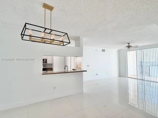 17100 N Bay Rd #1604, Sunny Isles Beach, FL 33160 - Image #2