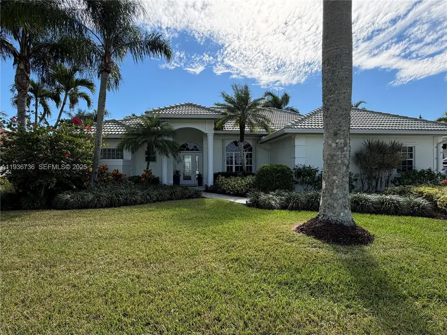 8185 SE Double Tree Dr, Hobe Sound, FL 33455 - Image #2