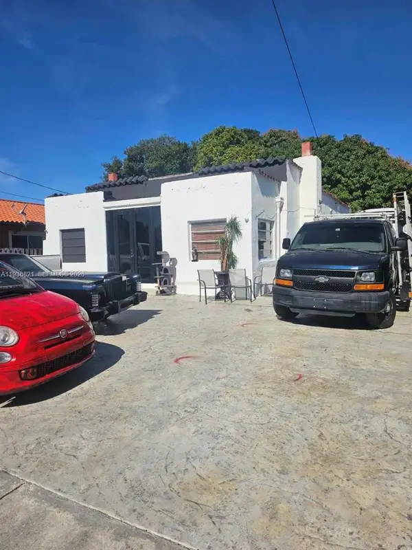1829 NW 5th St, Miami, FL 33125