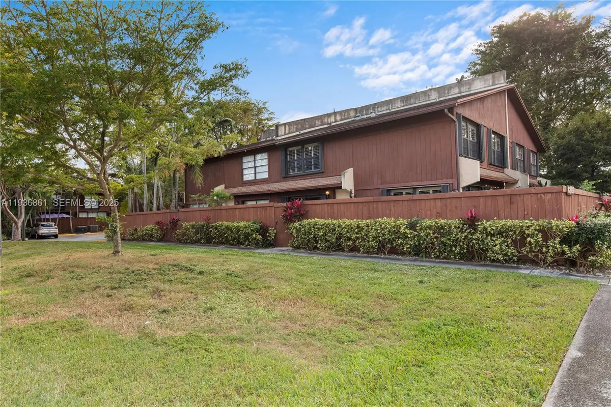 Address Withheld By Seller, Miami, FL 33173 - Image #1