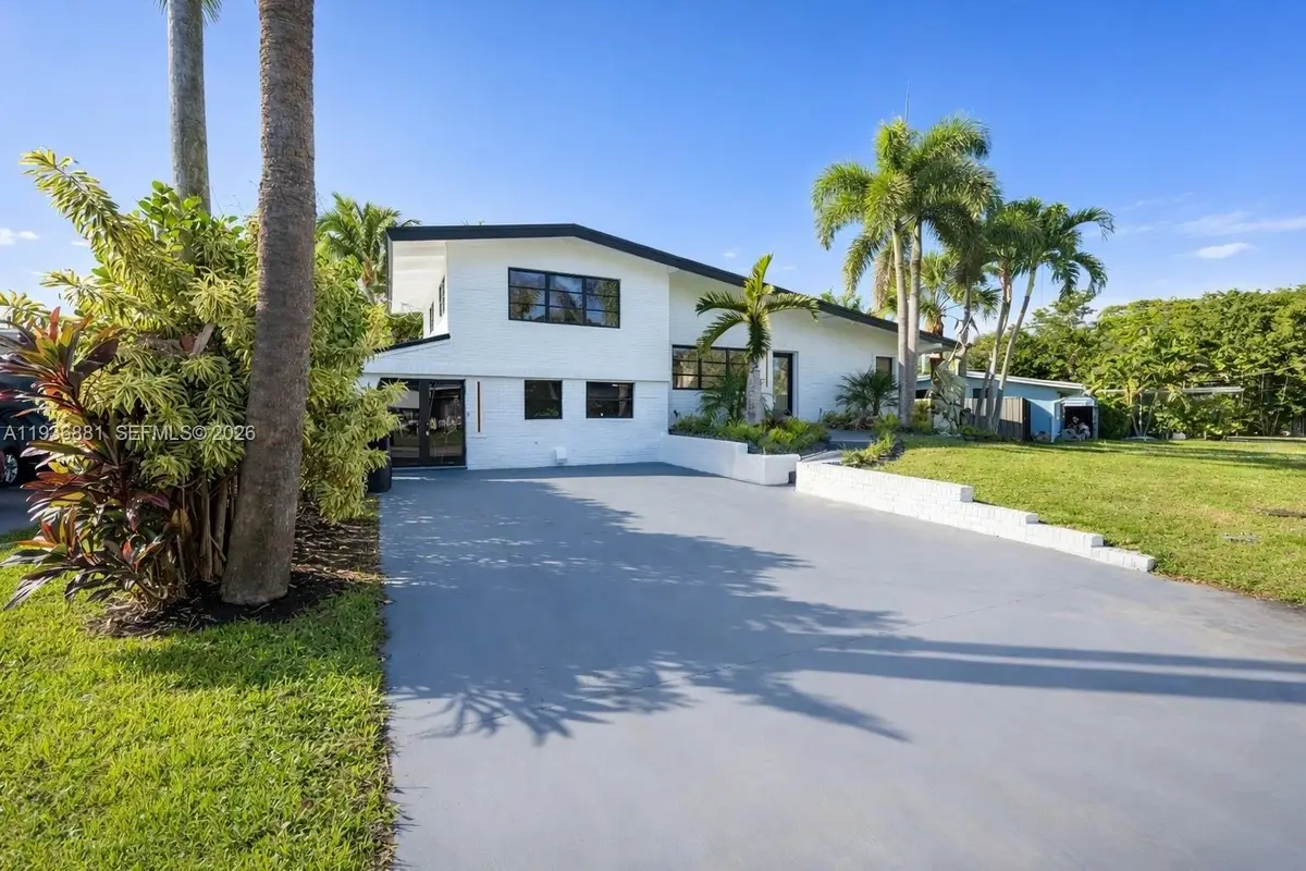 2413 Nassau Ln, Fort Lauderdale, FL 33312 - #1