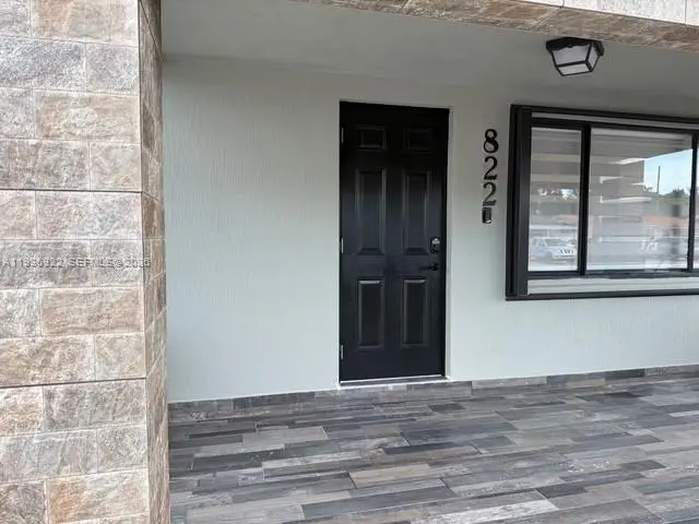 822 W 30th St, Hialeah, FL 33012 - Image #1