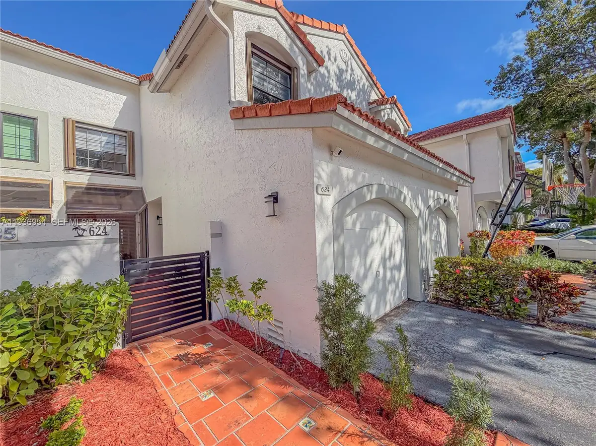 3525 Magellan Cir, Aventura, FL 33180 - Image #1