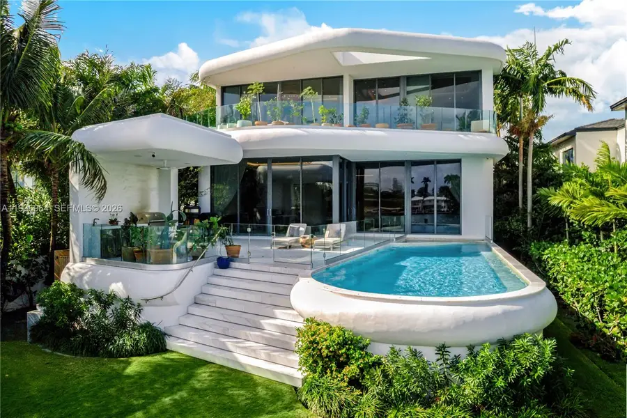 503 E Dilido Dr, Miami Beach, FL 33139 - Image #2