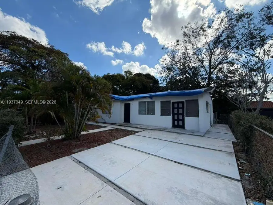 2530 NW 14th Ct, Fort Lauderdale, FL 33311 - Image #2