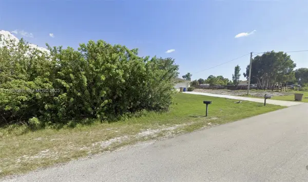 431 Parnell Ave, Lehigh Acres, FL 33974