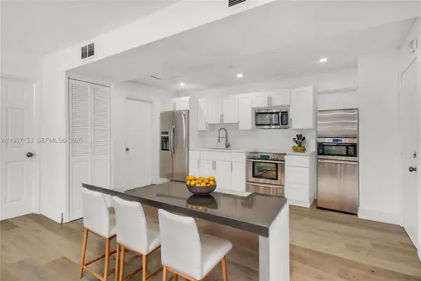 2443 NW 55th St, Miami, FL 33142