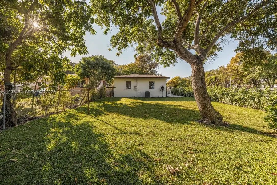 424 NW 53rd St, Miami, FL 33127 - Image #3