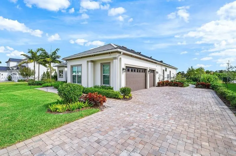 20017 SE Bridgewater Drive, Jupiter, FL 33458 - #2