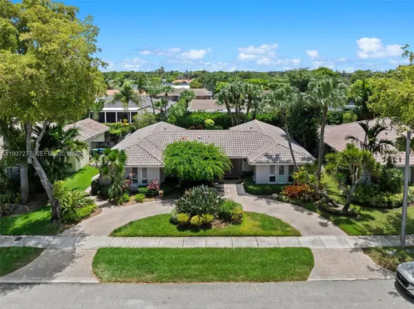 2100 NE 211th Ter., Miami, FL 33179