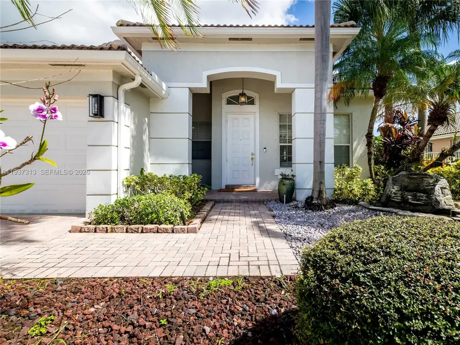 903 NW 167th Ave, Pembroke Pines, FL 33028 - Image #3