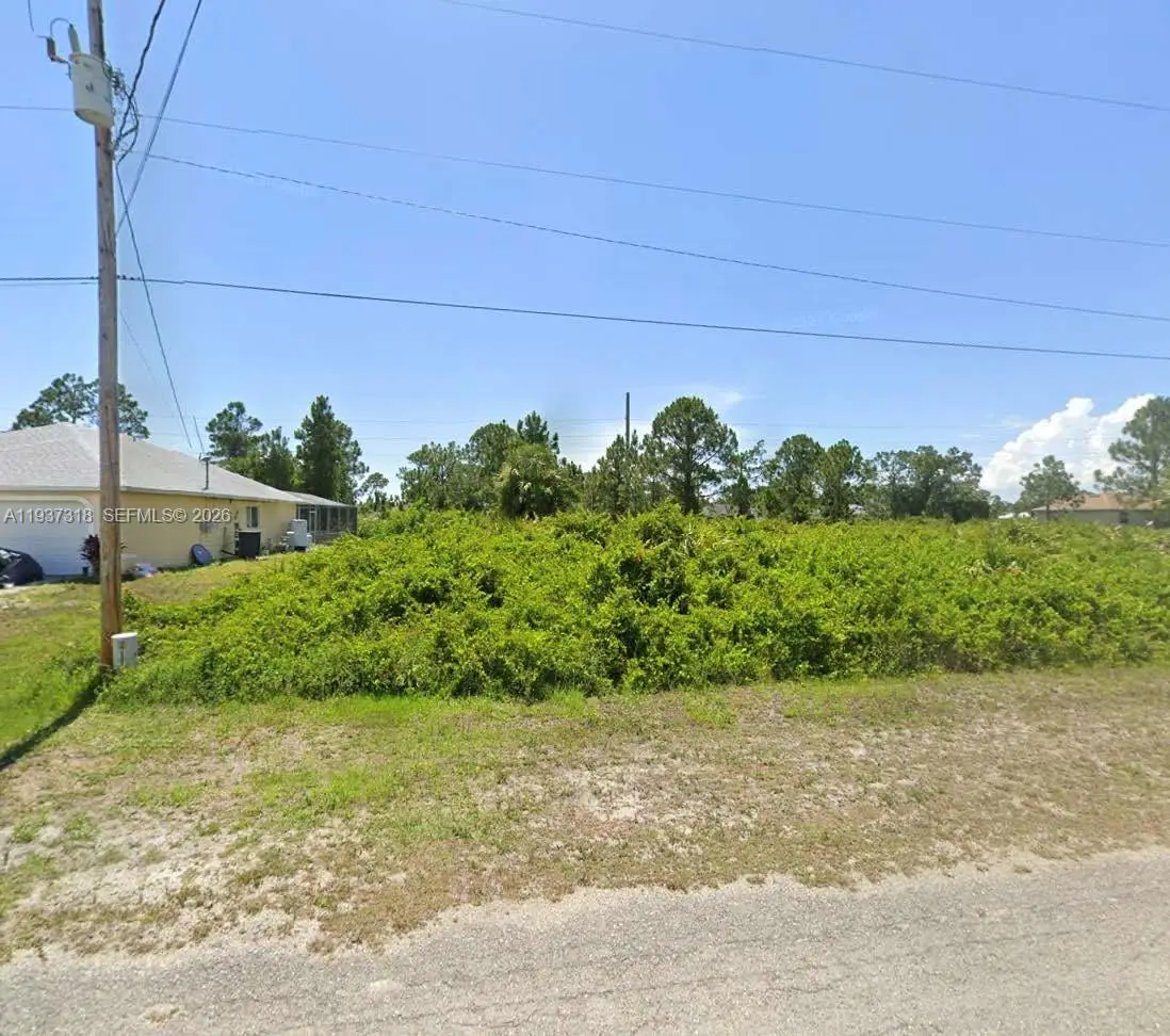 832 Dawhert Ave S, Lehigh Acres, FL 33974 - Image #1