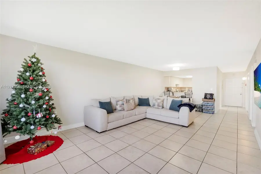 6940 Miami Gardens Dr #1-531, Hialeah, FL 33015 - Image #2