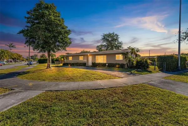 11190 SW 57th St, Miami, FL 33173