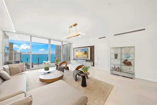 300 Biscayne Blvd Way #2703, Miami, FL 33131