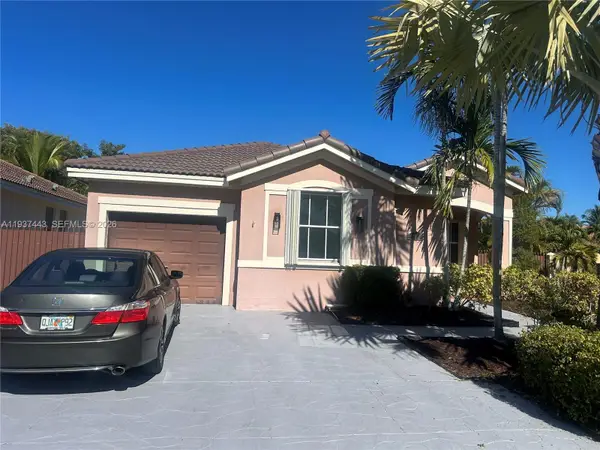 7729 NW 194th Ter, Hialeah, FL 33015