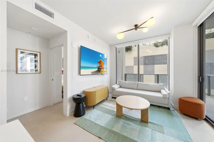 11 NE 6 Street #709, Miami, FL 33132 - Image #3