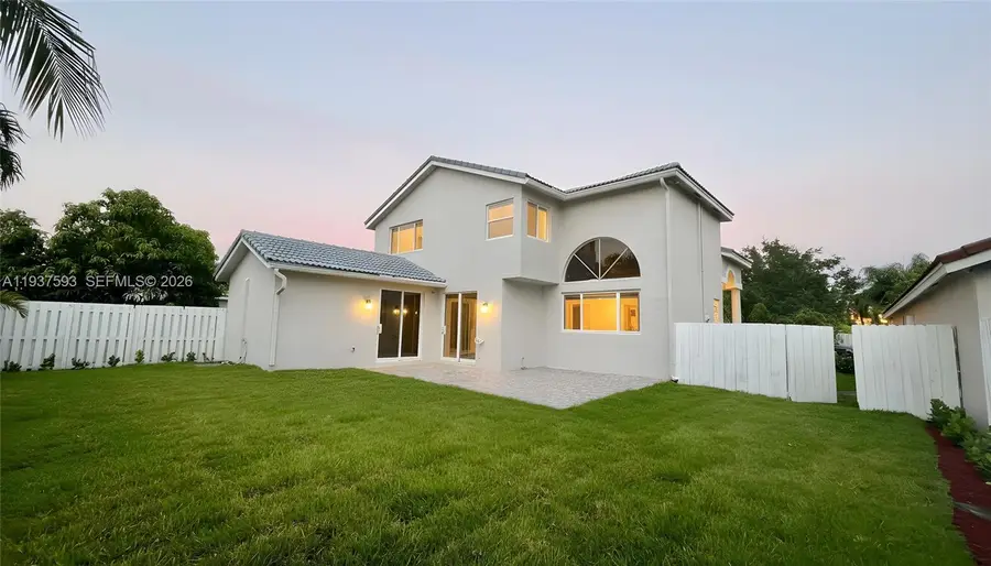 212 SW 179th Avenue, Pembroke Pines, FL 33029 - Image #2