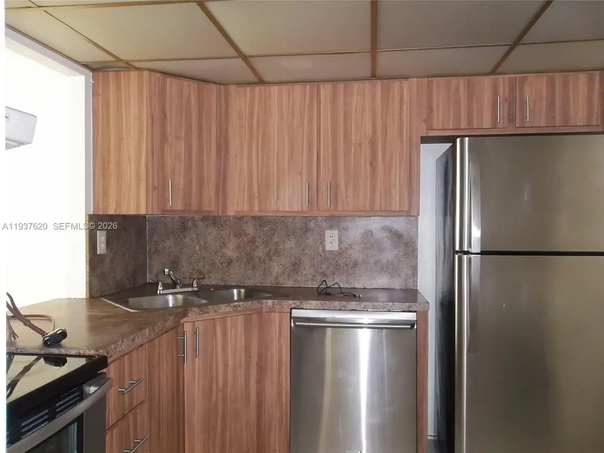 Address Withheld By Seller, Hallandale Beach, FL 33009 - Image #1