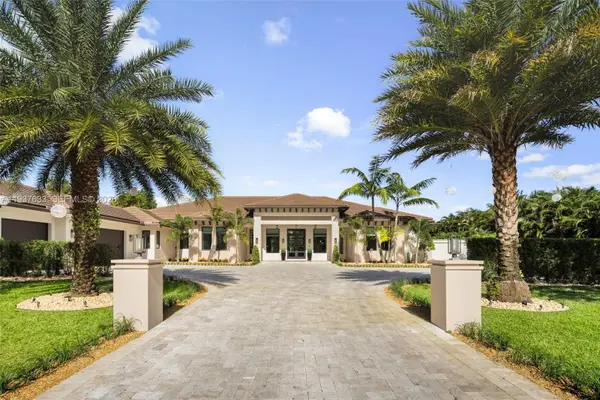 13505 SW 37th Pl, Davie, FL 33330