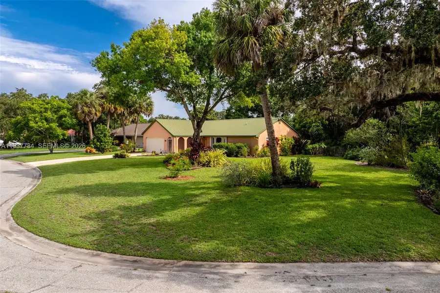 4559 Springview Cir, Port Labelle, FL 33935 - Image #2