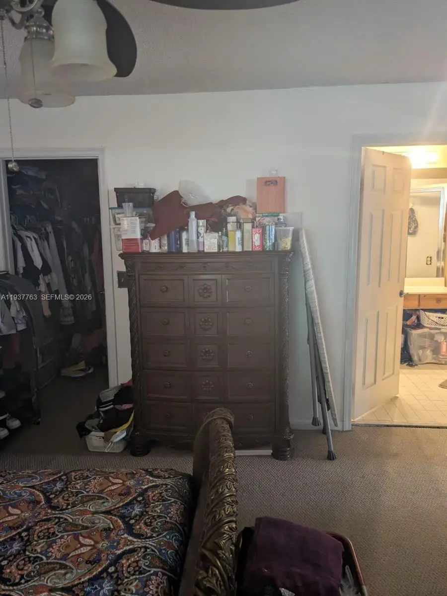 950 SW 95th Ter, Pembroke Pines, FL 33025 - Image #3