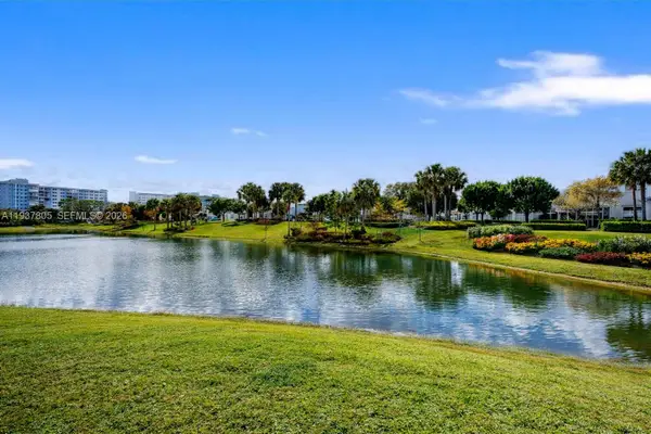 3850 Washington St #314, Hollywood, FL 33021