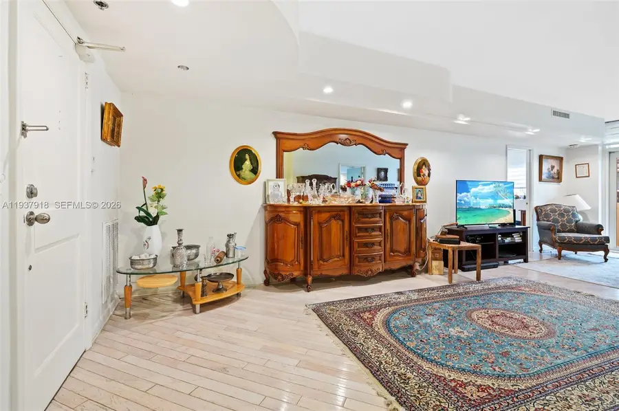 10185 Collins Ave #1211, Bal Harbour, FL 33154 - Image #3