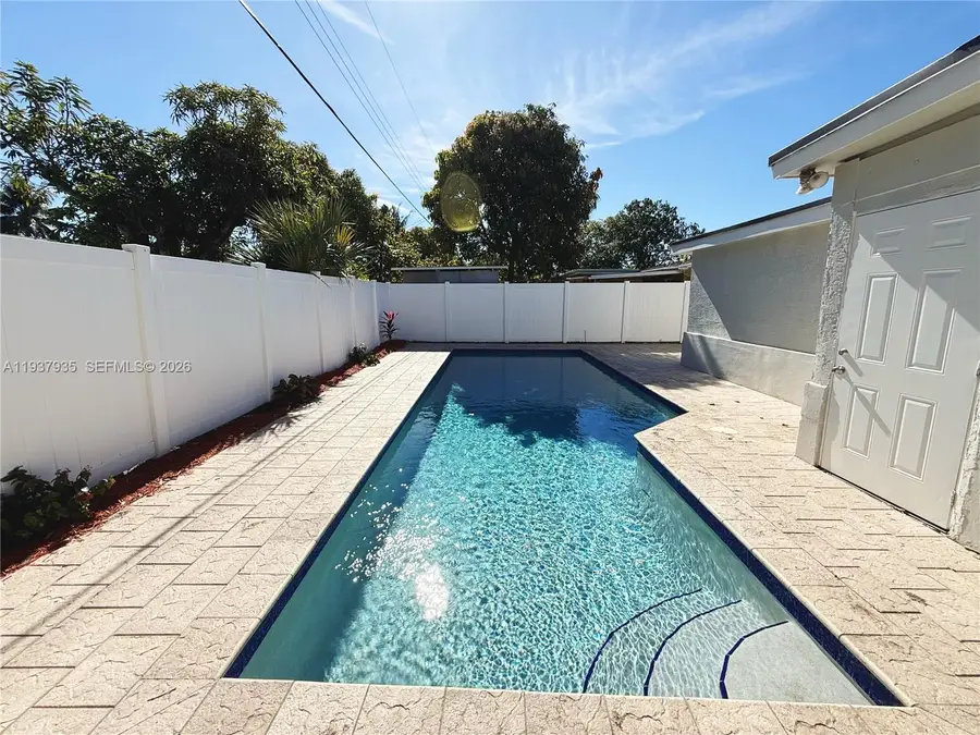 3570 NW 36th Ave, Lauderdale Lakes, FL 33309 - Image #3