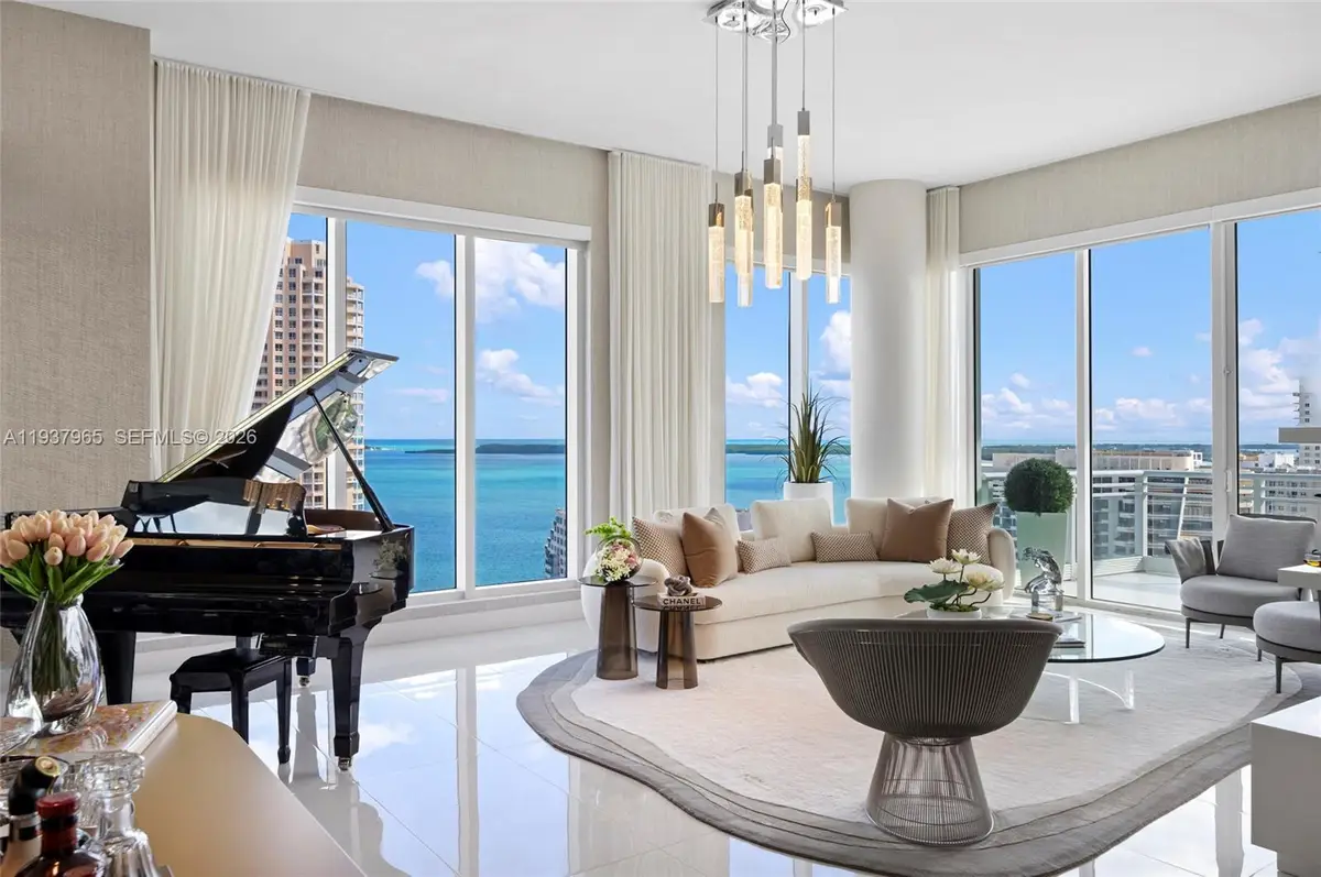 900 Brickell Key Blvd #2004, Miami, FL 33131 - Image #1