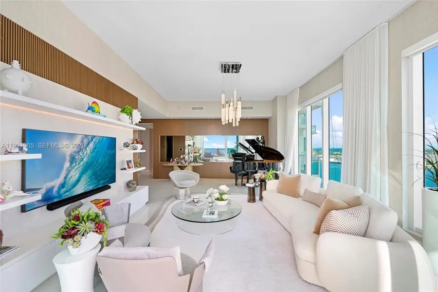 900 Brickell Key Blvd #2004, Miami, FL 33131 - Image #2