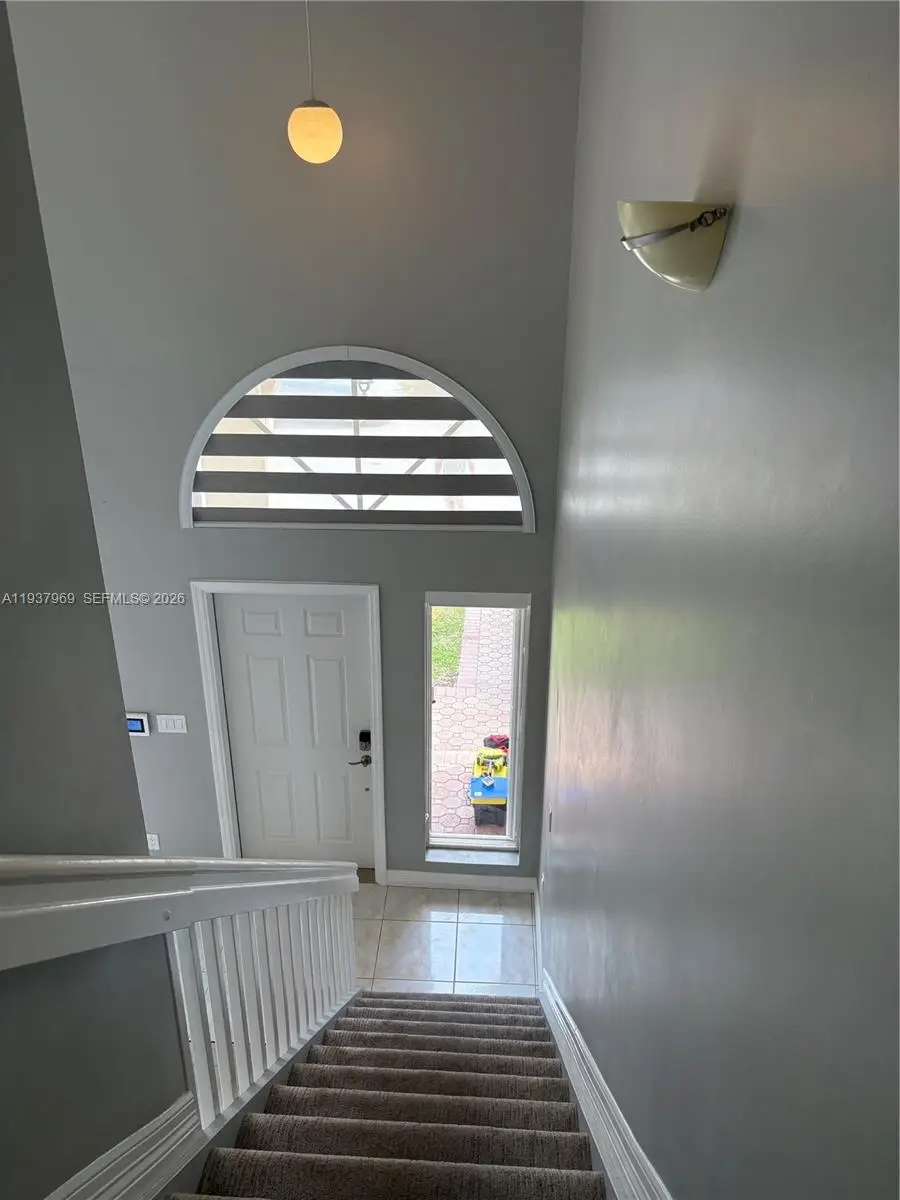 117 Danielle Ct, Weston, FL 33326 - Image #3