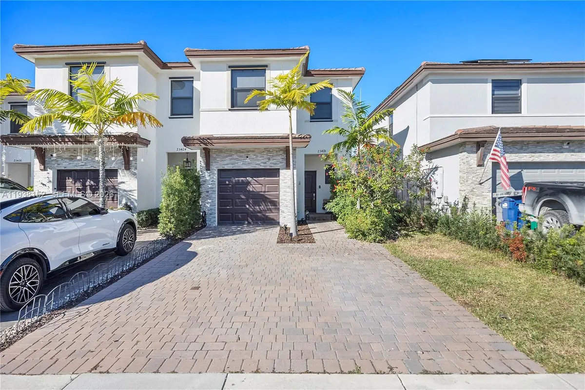 25418 SW 108th Ct, Homestead, FL 33032 - Image #1