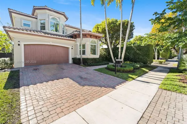 1490 Cleveland Rd, Miami Beach, FL 33141