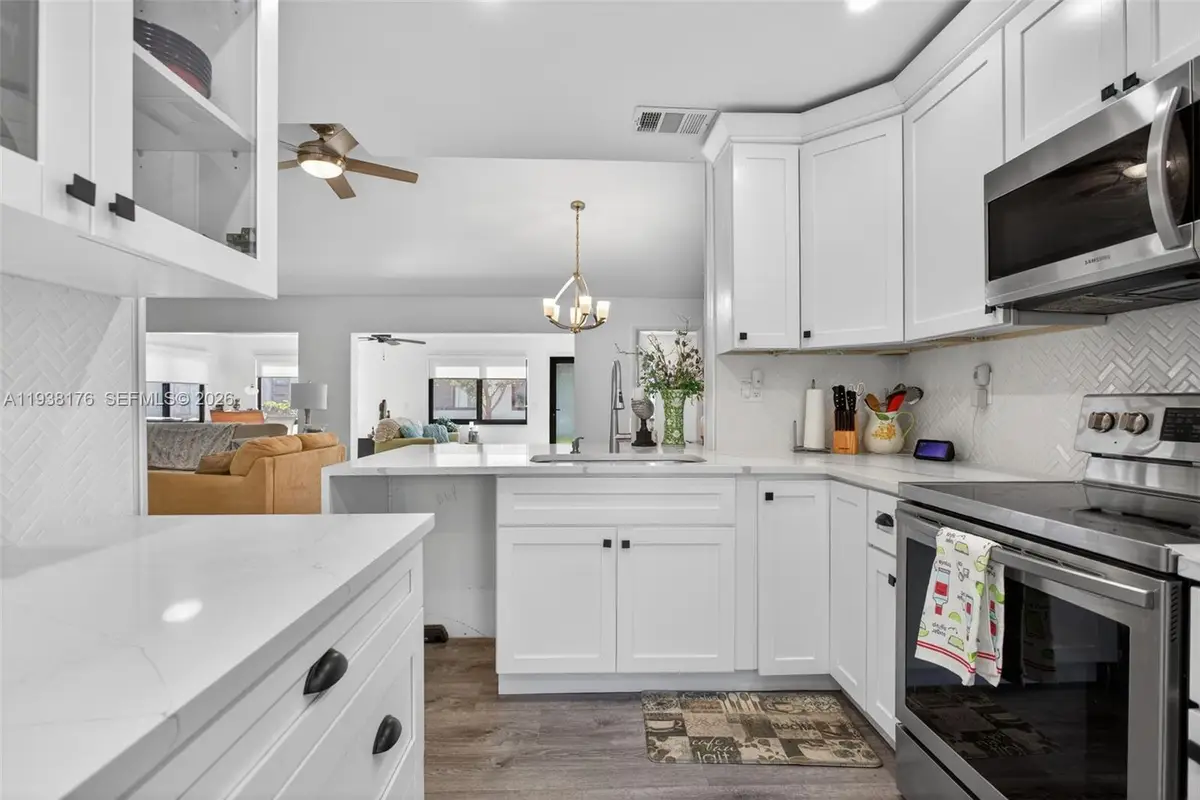 2104 SW 17th Cir, Deerfield Beach, FL 33442 - Image #1