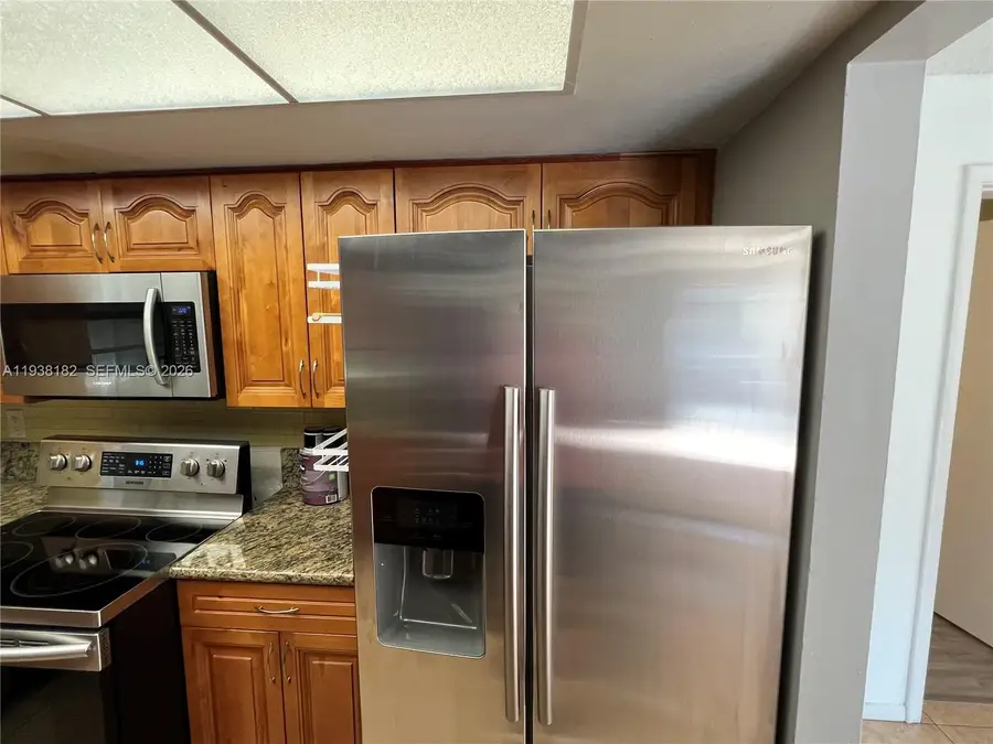 7521 W Sunrise Blvd #A2, Plantation, FL 33313 - Image #3