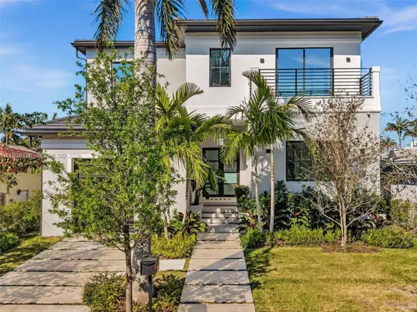 9264 Dickens Ave, Surfside, FL 33154