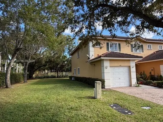 400 Princess Dr, Margate, FL 33068 - Image #3