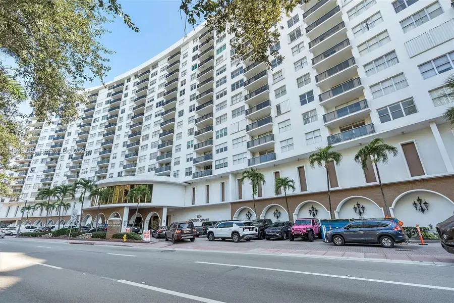 6039 Collins Ave #1104, Miami Beach, FL 33140 - Image #3