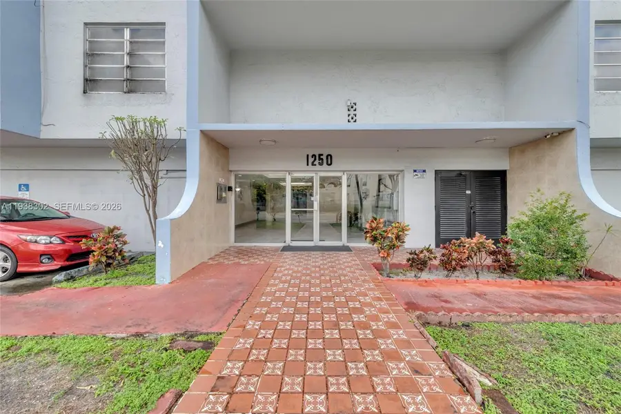 1250 NE 125th St #311C, North Miami, FL 33161 - Image #2