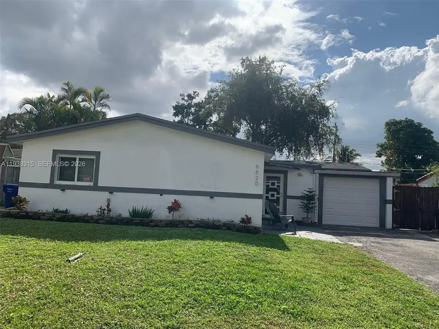 6620 Custer St, Hollywood, FL 33024 - Image #3