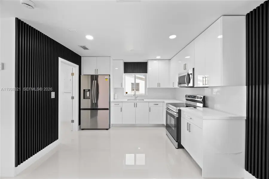 22503 SW 113th Pl, Miami, FL 33170 - Image #2