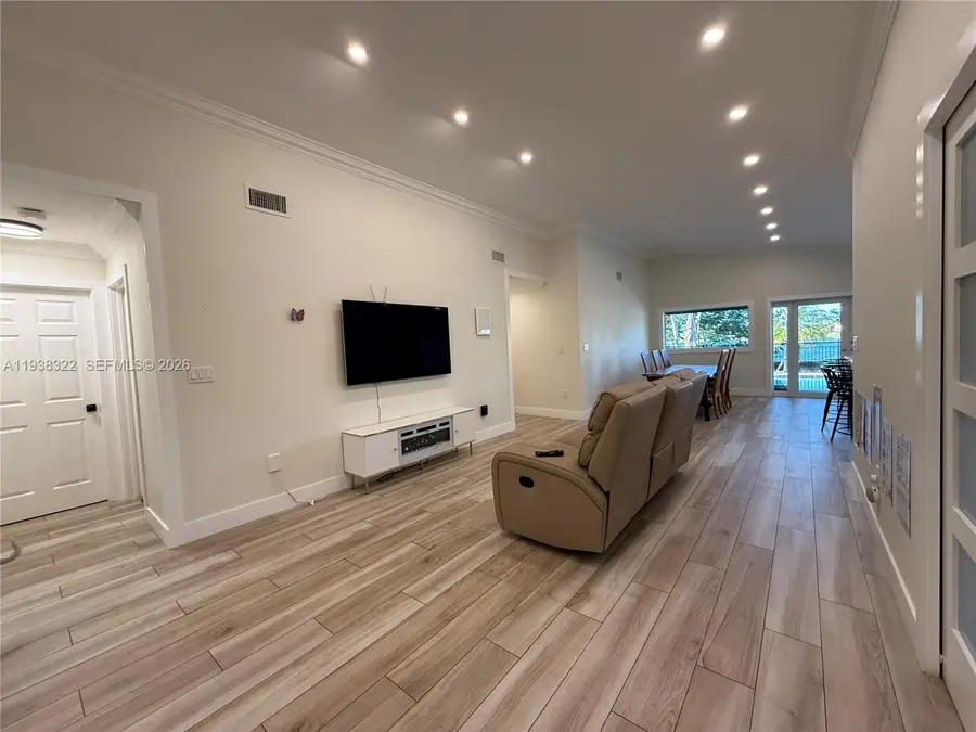 8335 NW 197th Ter, Hialeah, FL 33015 - Image #3