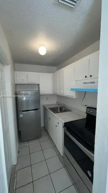 1028 NW 6th Ave, Fort Lauderdale, FL 33311 - Image #2