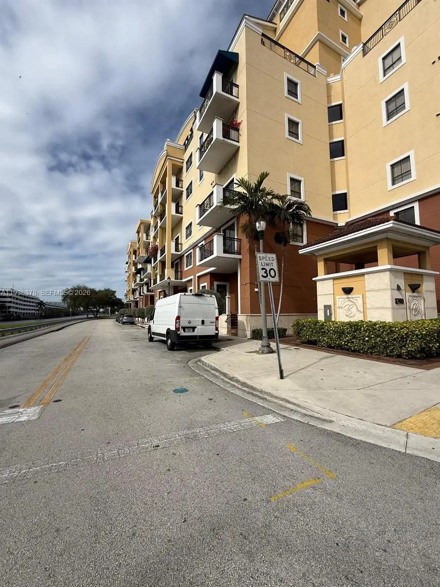 8390 SW 72nd Ave #520, Miami, FL 33143 - Image #3