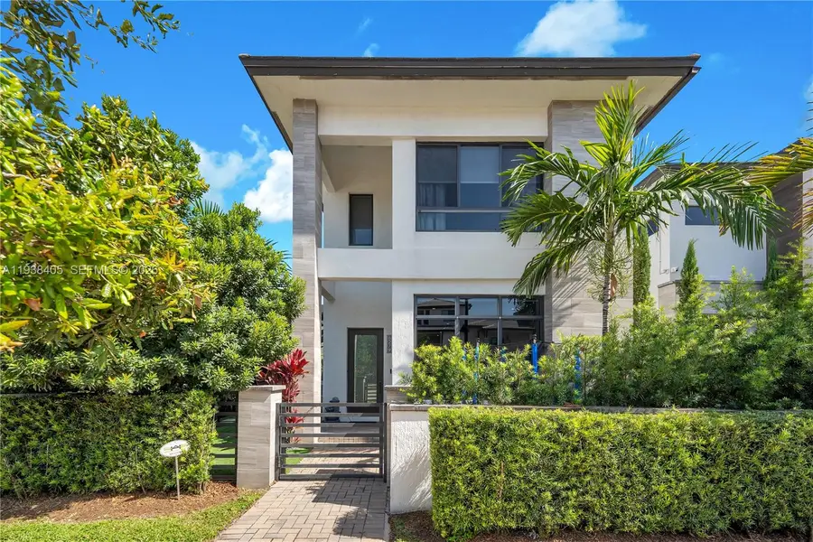 8279 NW 43rd St, Doral, FL 33166 - Image #2