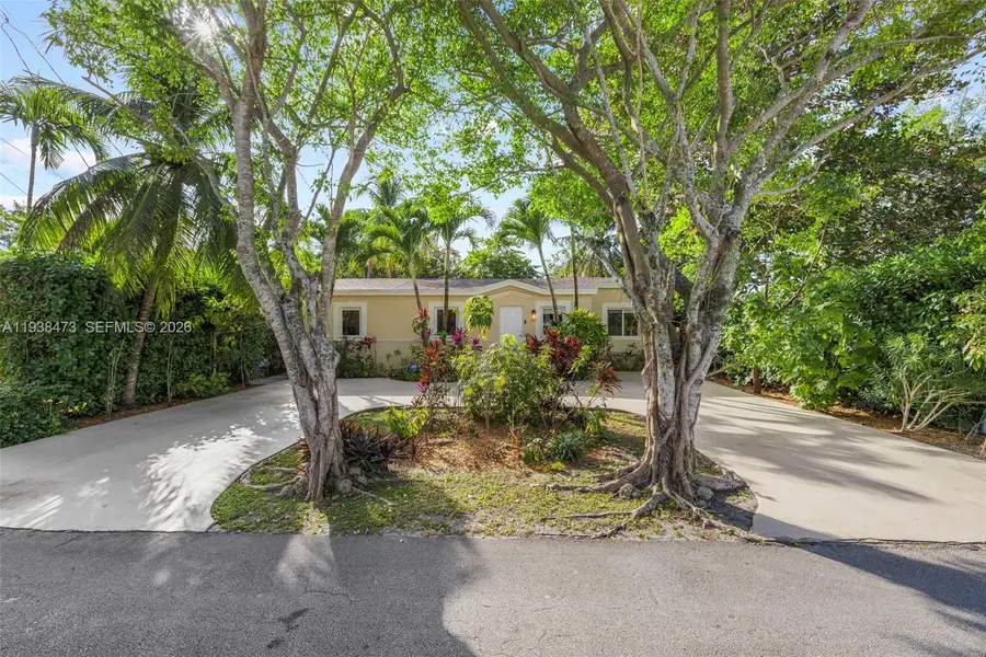 6086 SW 20th St, Miami, FL 33155 - Image #2