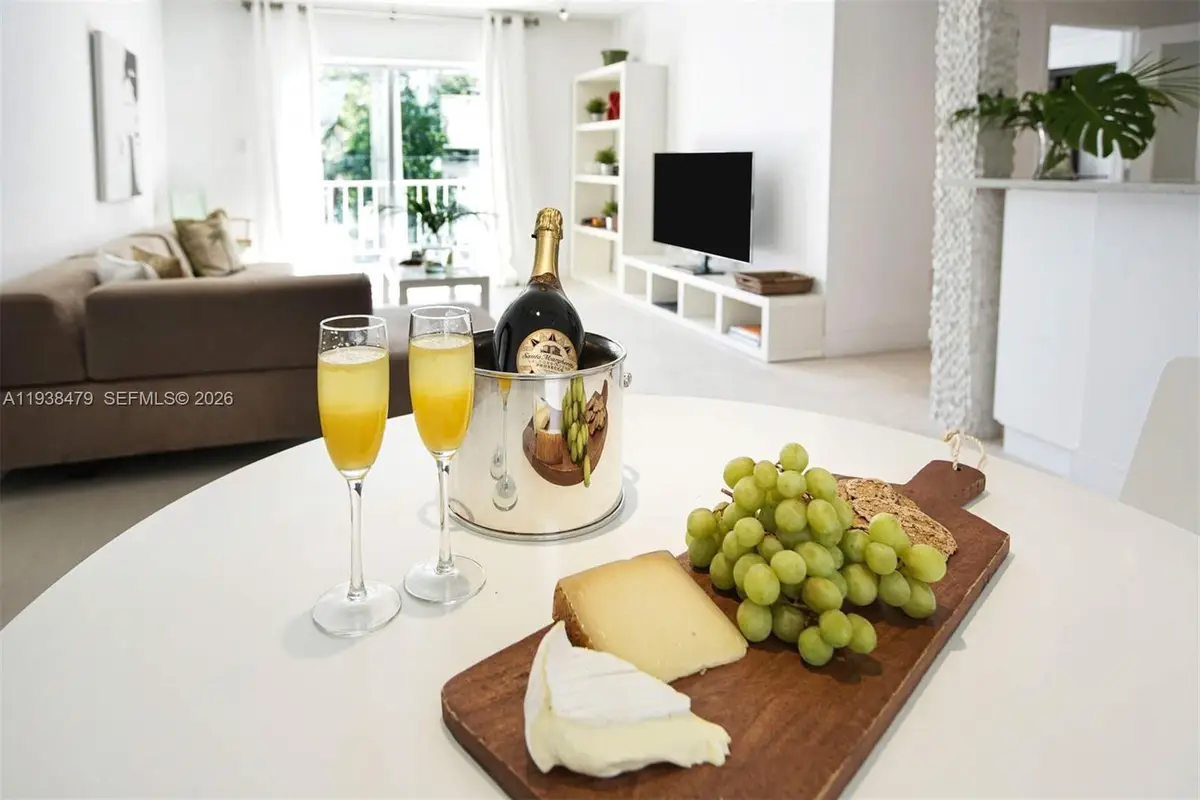 201 Jefferson Ave #2E, Miami Beach, FL 33139 - Image #1